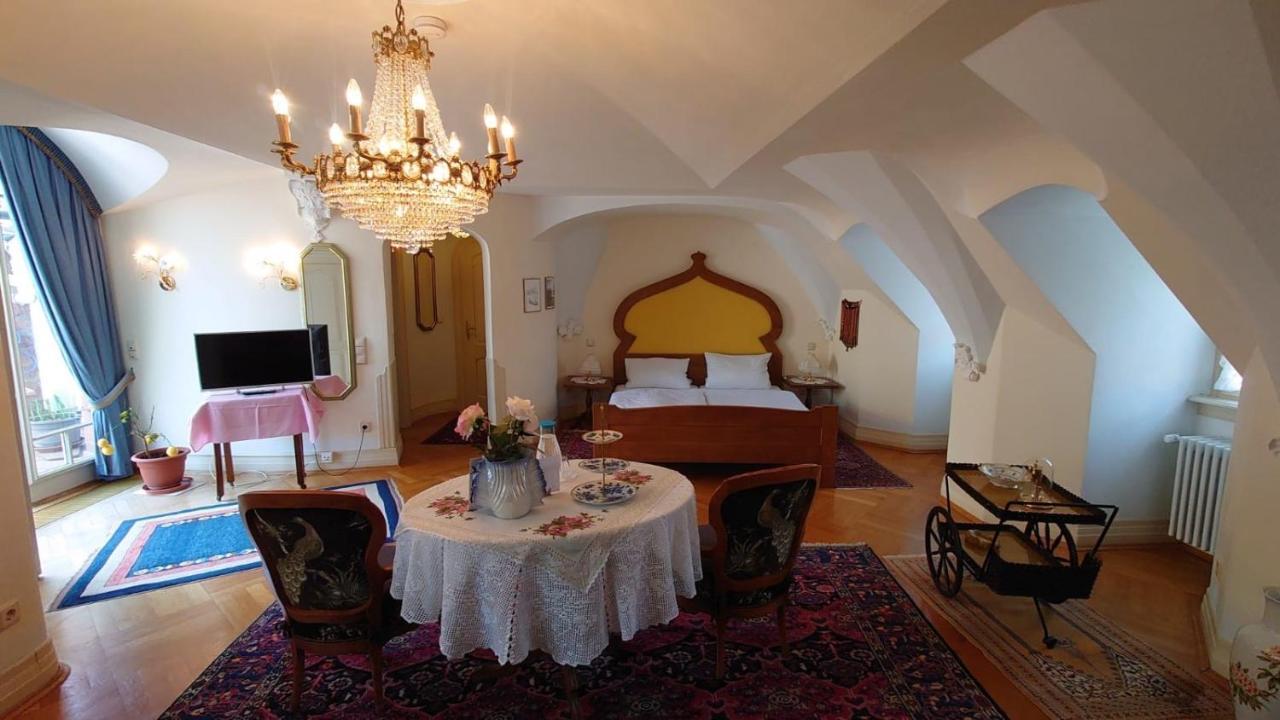 Hotel Zum Riesen - Aelteste Fuerstenherberge Deutschlands Miltenberg Esterno foto
